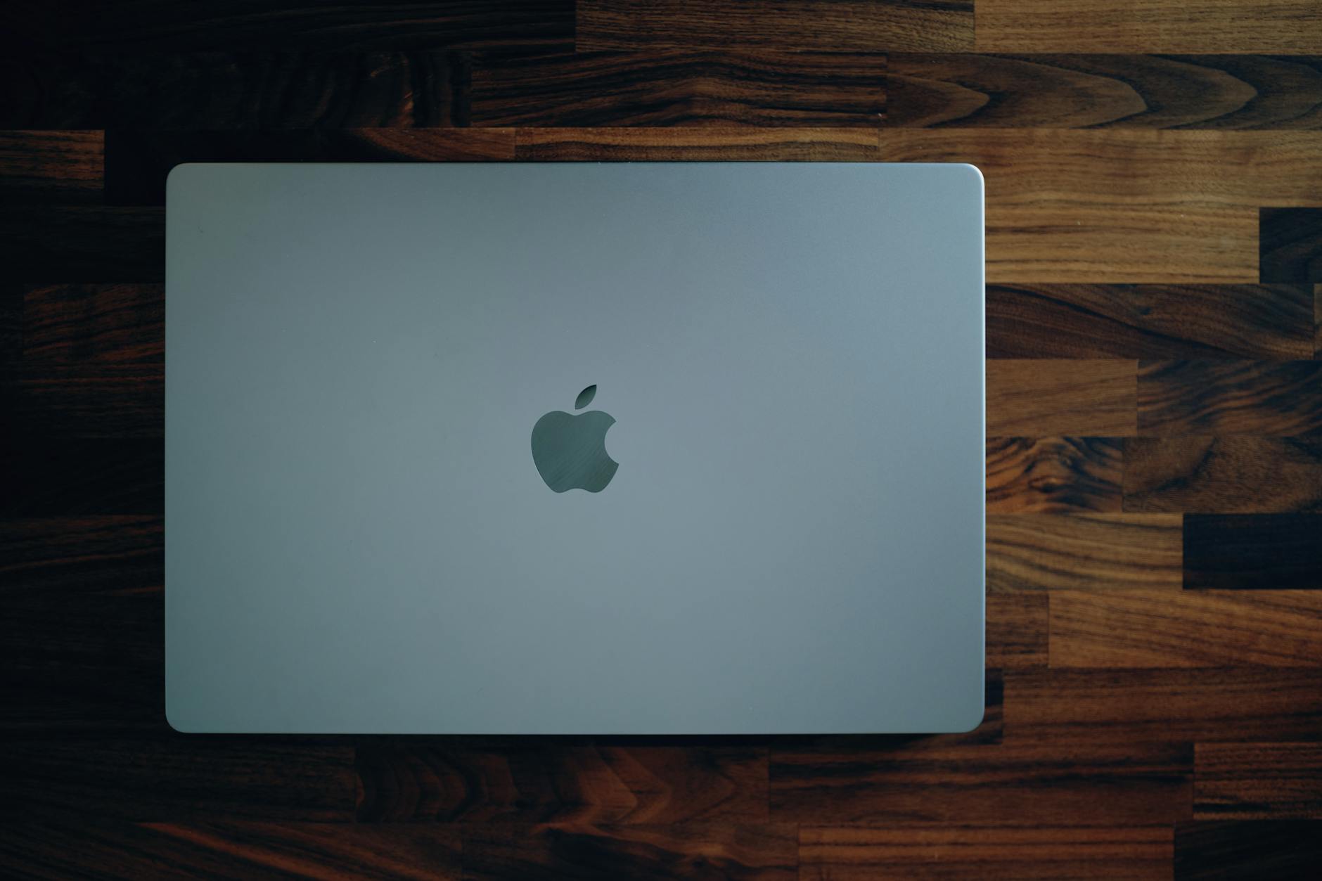 Gadget Accessories Industry Logo Design Ideas