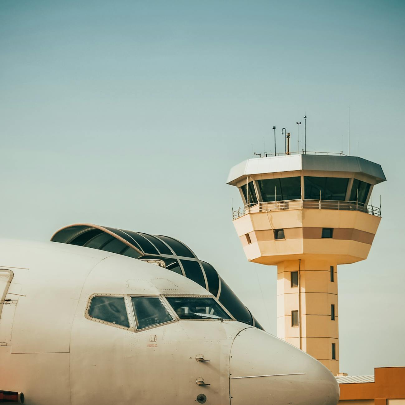 How to Create Airport Operations Industry Logo