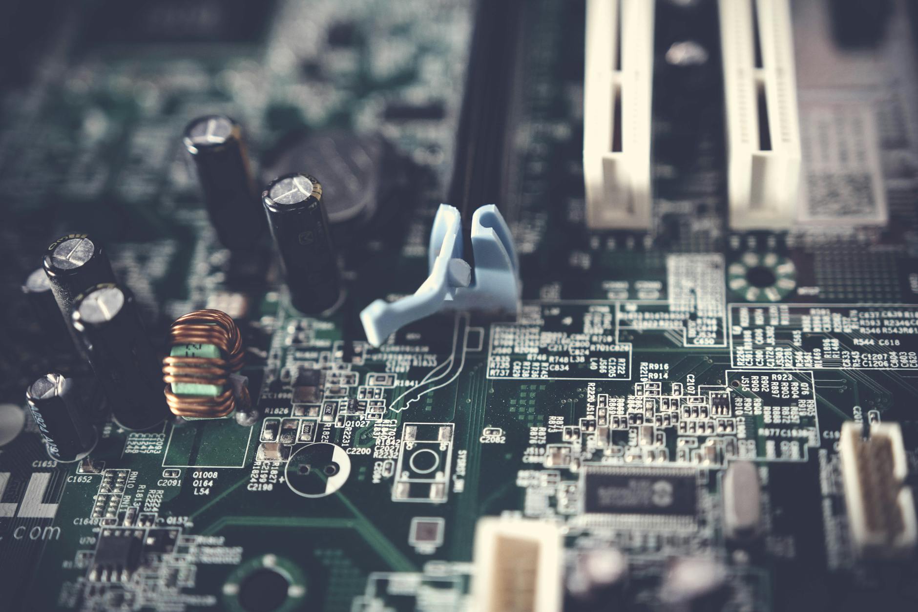 How to Get Clients for Your Printed Circuit Board Business