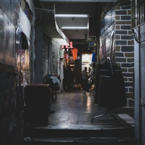 How to Create Retail Space Industry Logo