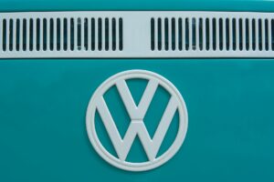 Leisure Vehicle Industry Logo Design Ideas