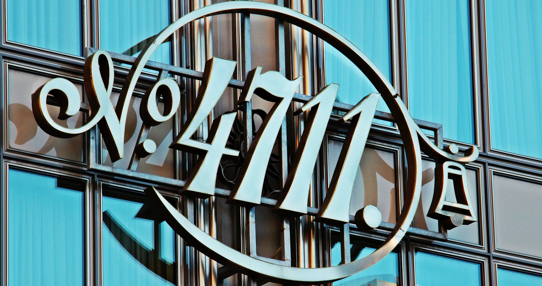 How to Create Tempered Glass Industry Logo