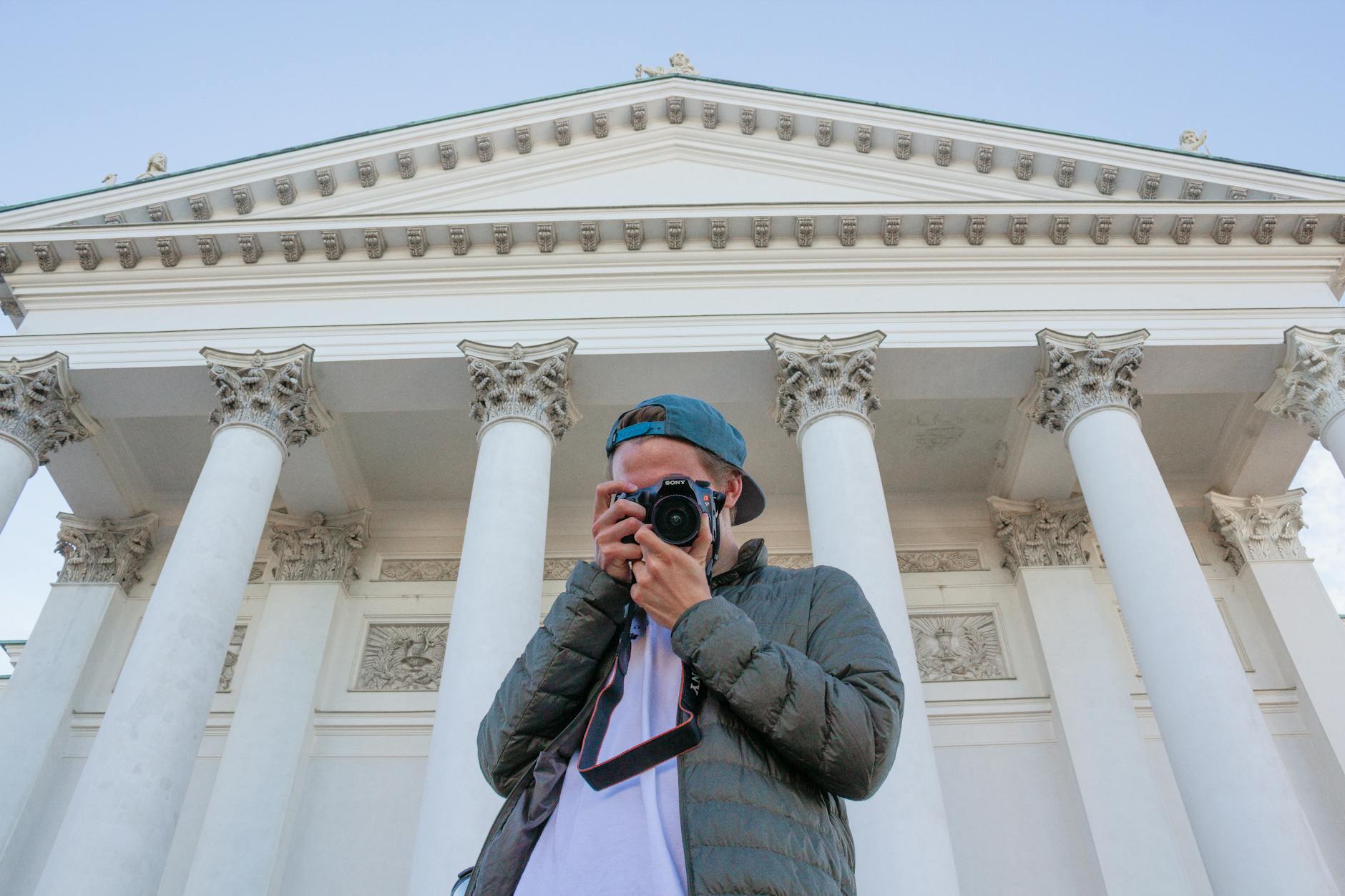 How to Create Documentary Photography Industry Logo