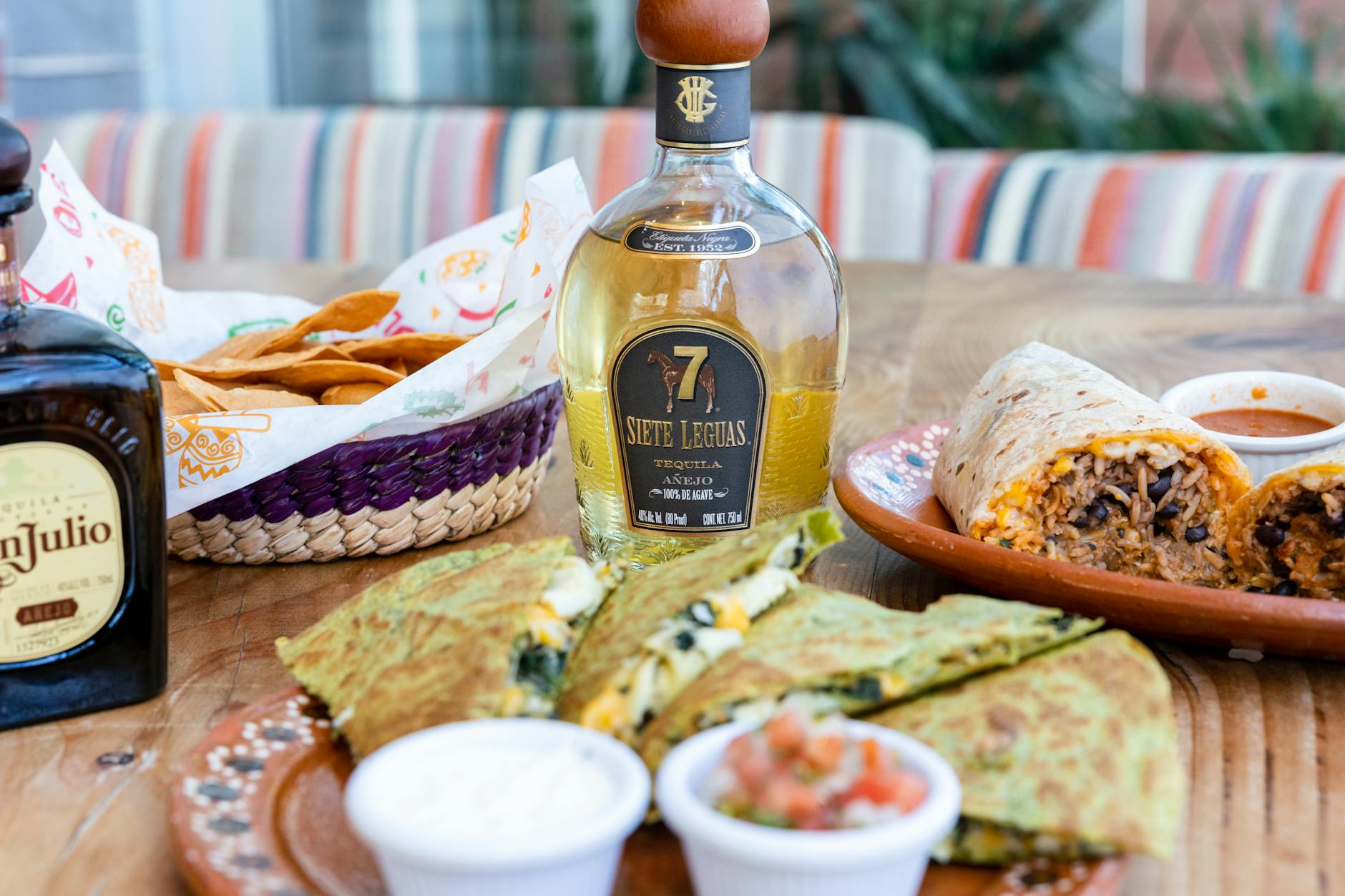 How to Create Gourmet Hot Sauce Industry Logo