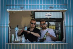 How to Create Family Fun Day Event Logo