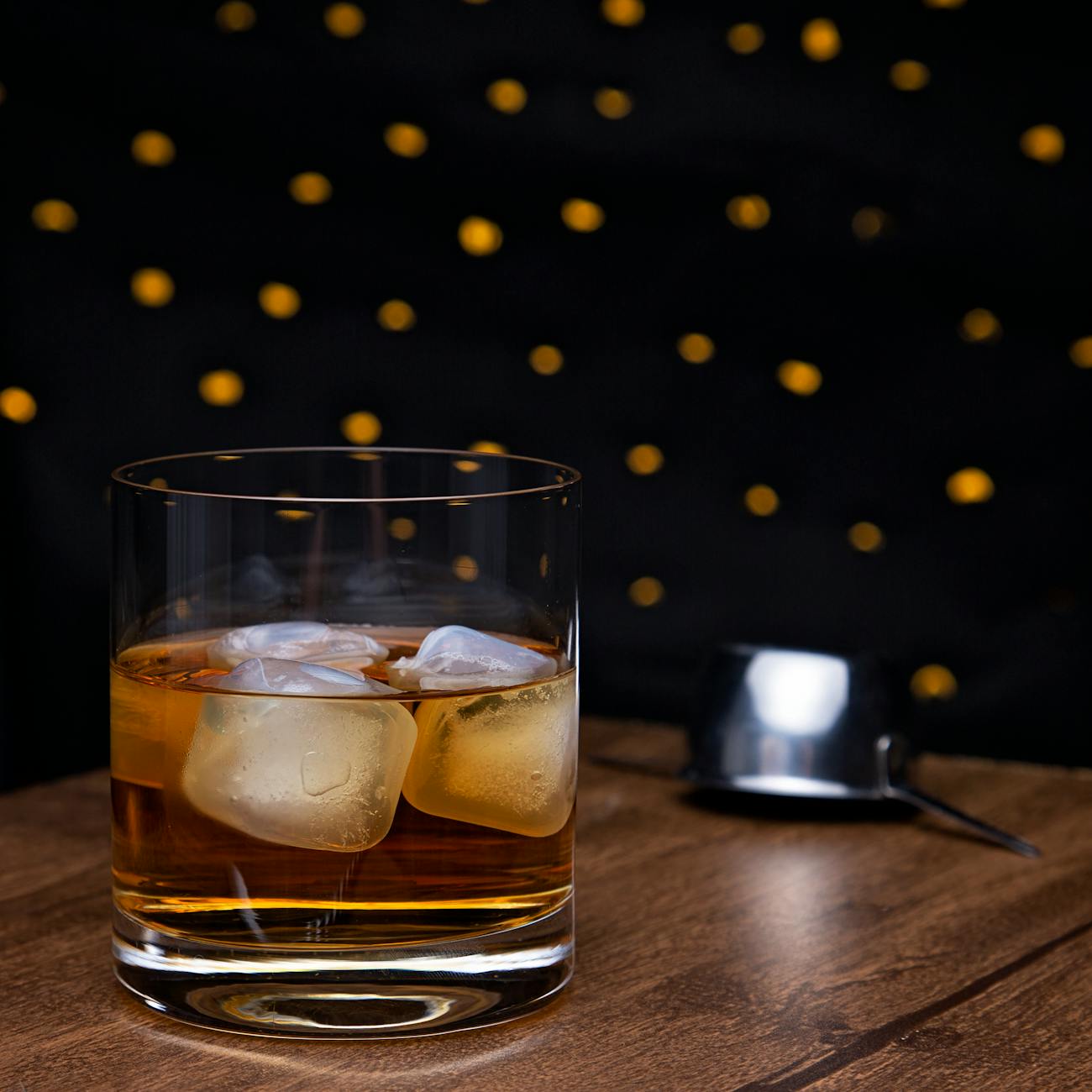 How to Create Distilled Liquor Industry Logo