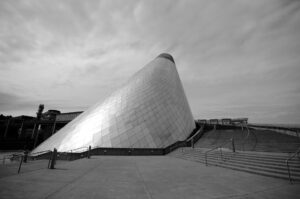 How to Create Children's Museum Industry Logo