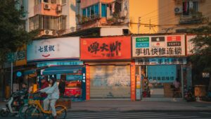 How to Get Clients for Your Prom Transportation Business