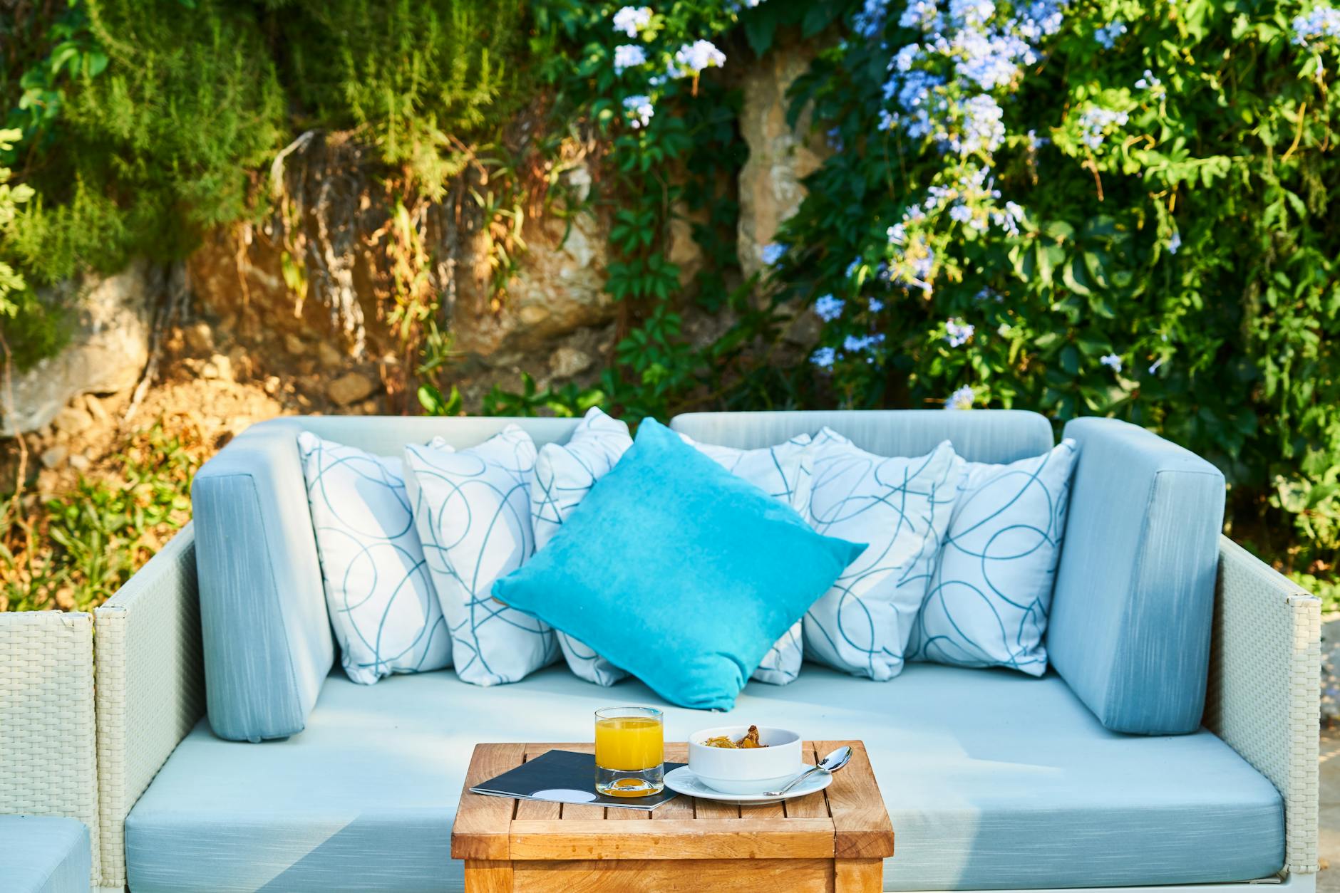 How to Create Garden Furniture Industry Logo
