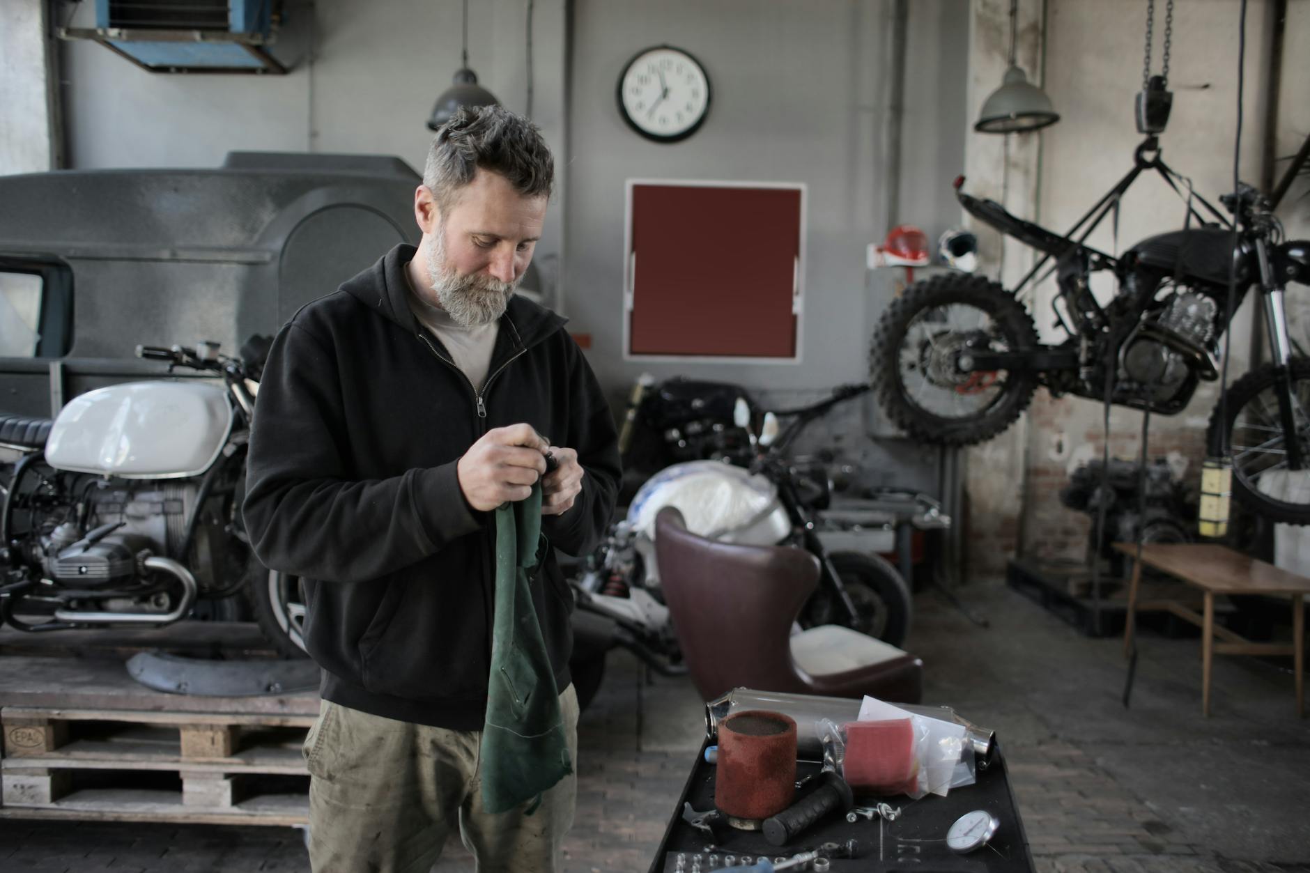 How to Get Clients for Your Escalator Parts Business