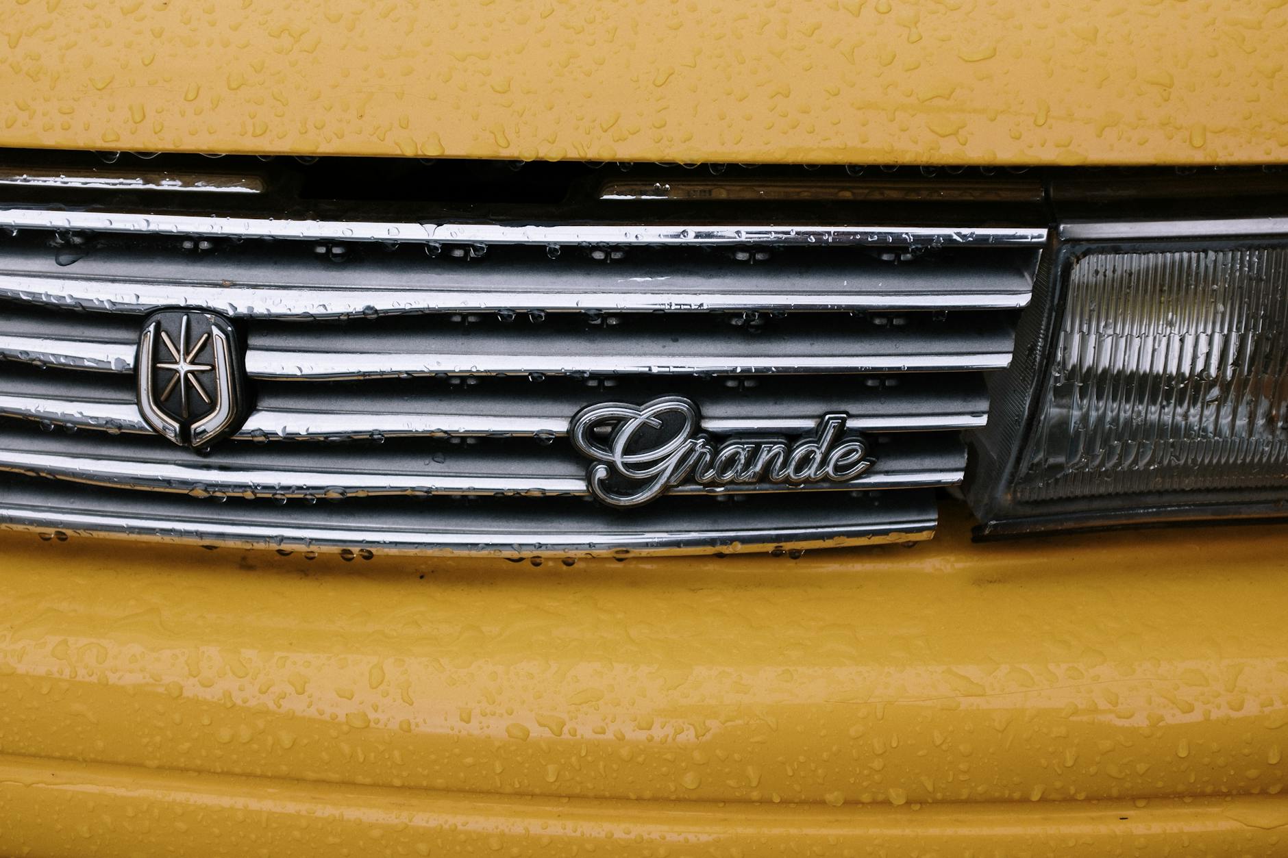 How to Create Tax Advisory Services Industry Logo