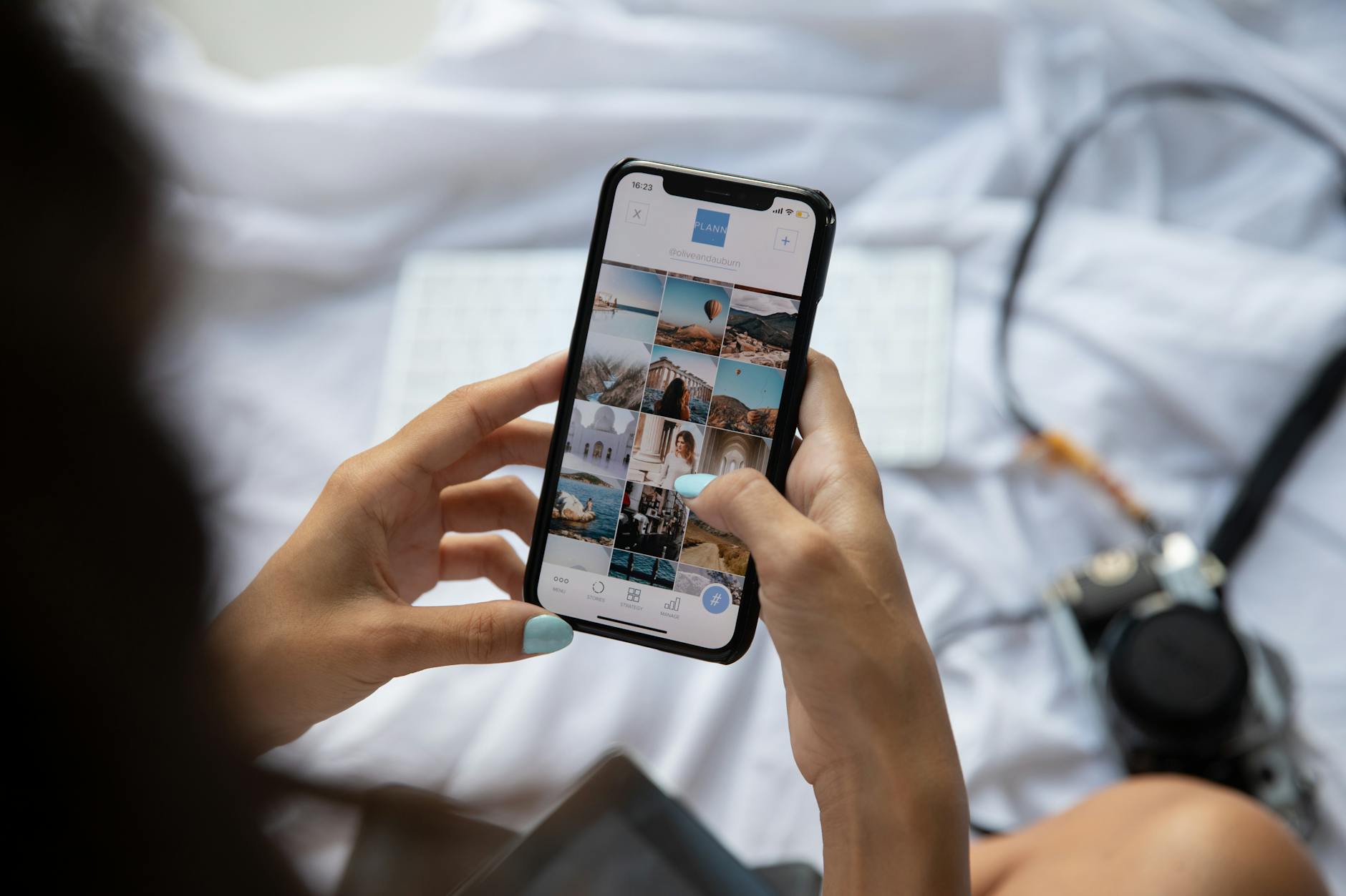 Lifestyle Influencer Industry Logo Design Ideas