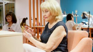 How to Get Clients for Your Smartphone Decommissioning Business