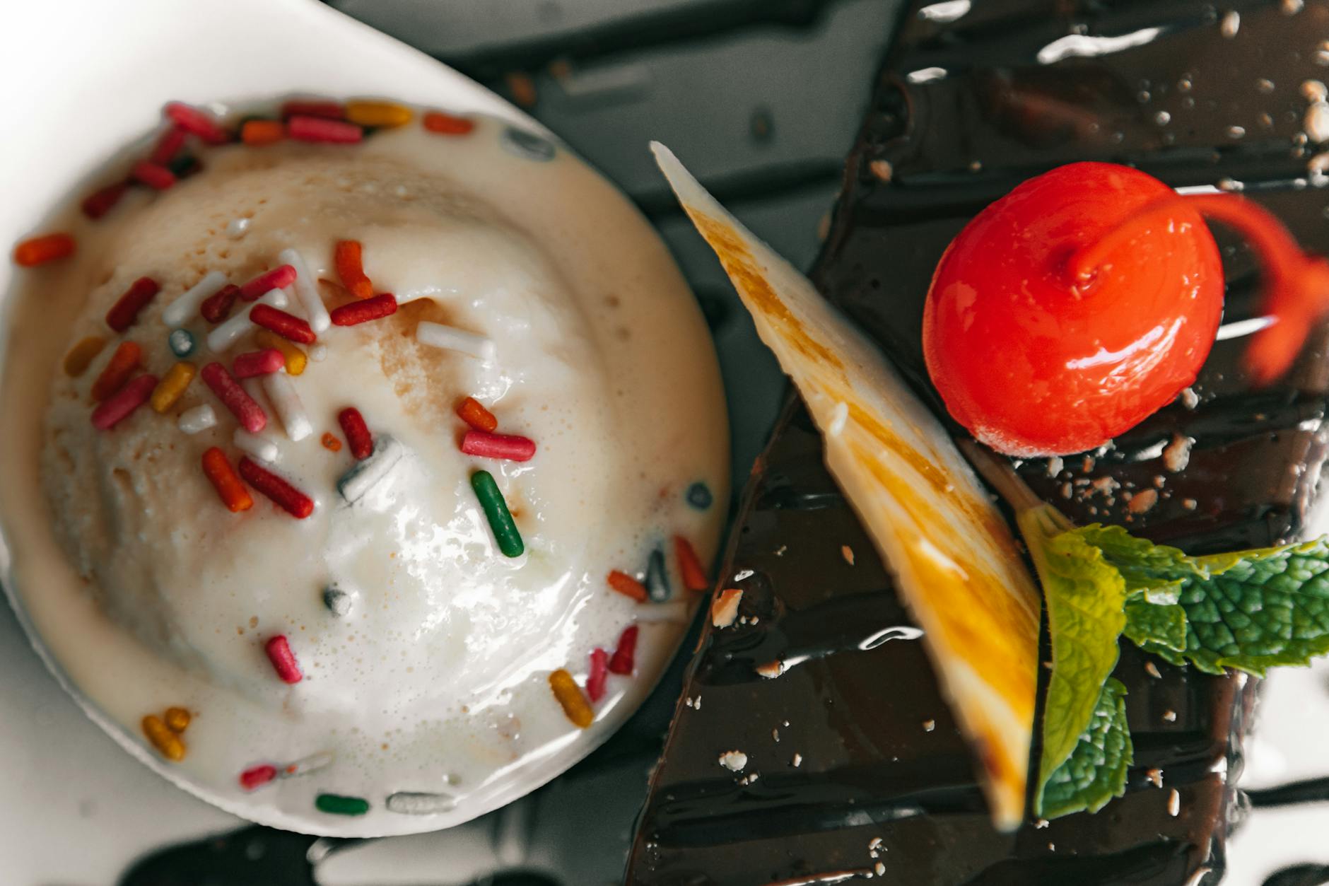 Gourmet Frozen Pastry Industry Logo Design Ideas