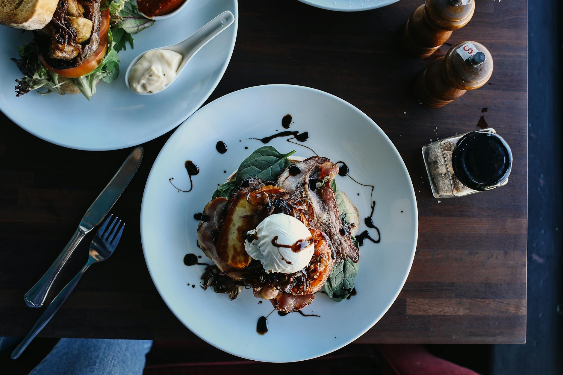 How to Create Gourmet Salad Dressing Industry Logo