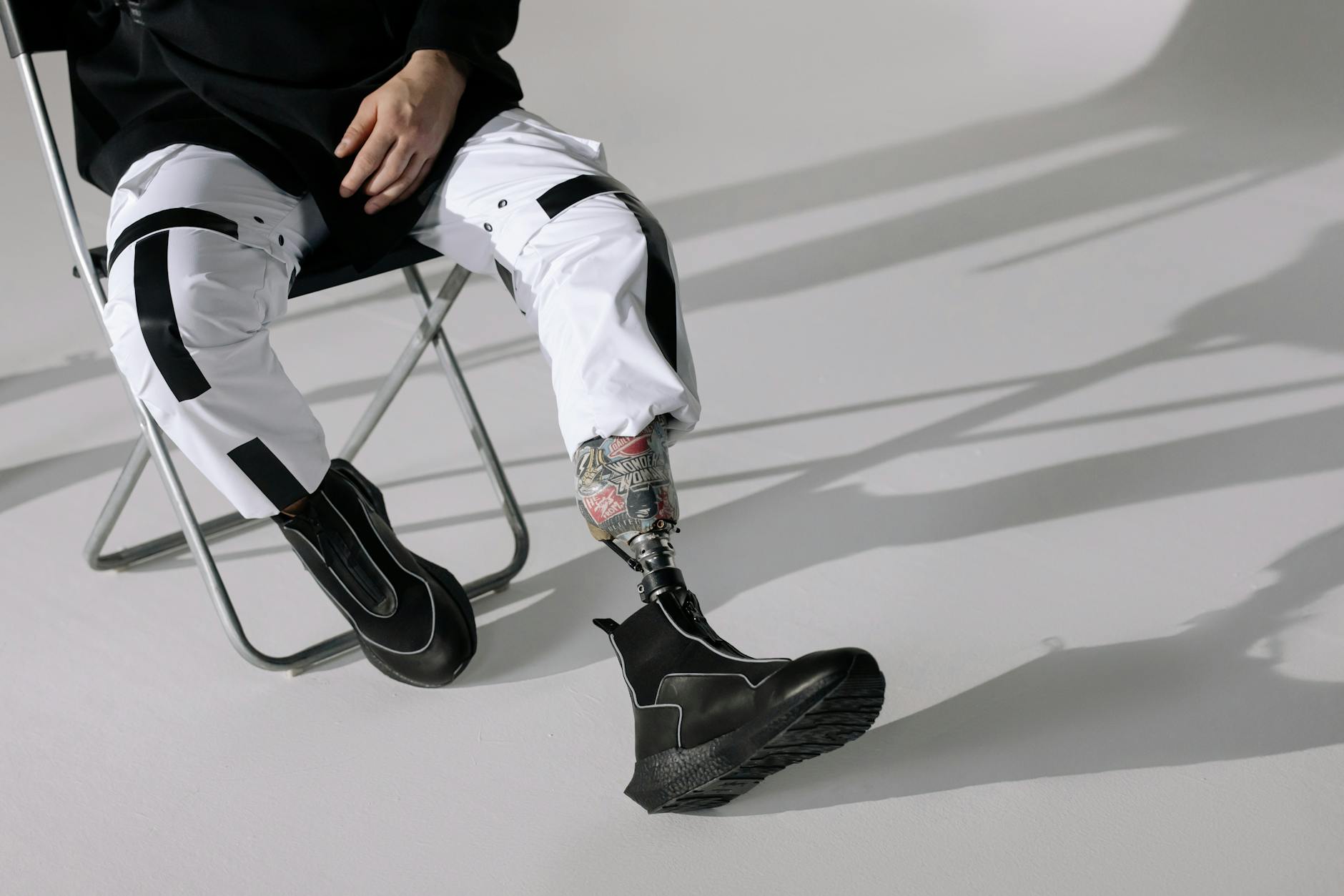 How to Create Orthotic and Prosthetic Industry Logo