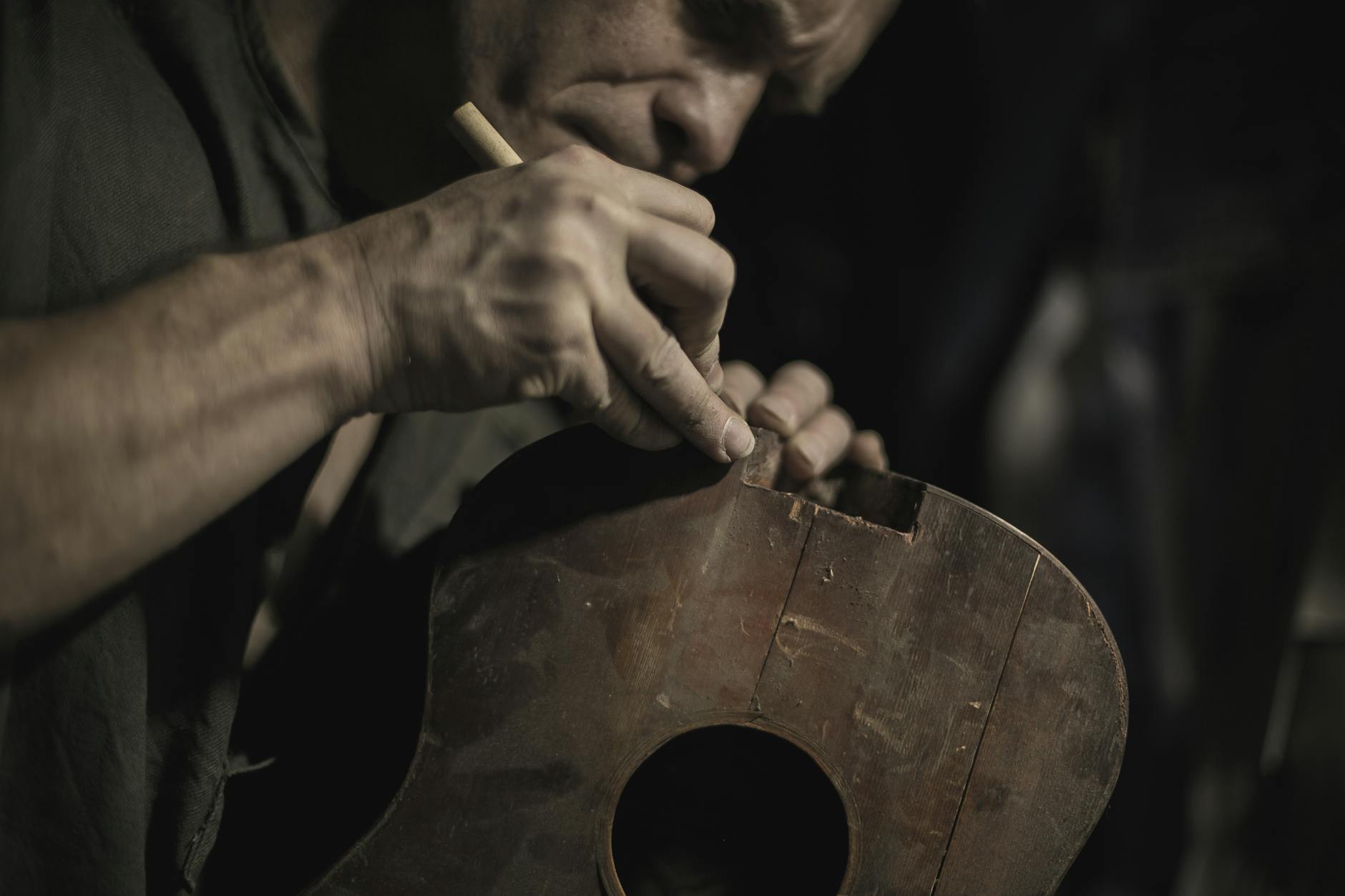How to Get Clients for Your Guitar Repair Business