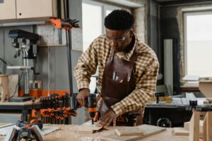 How to Create Drilling Tools Industry Logo