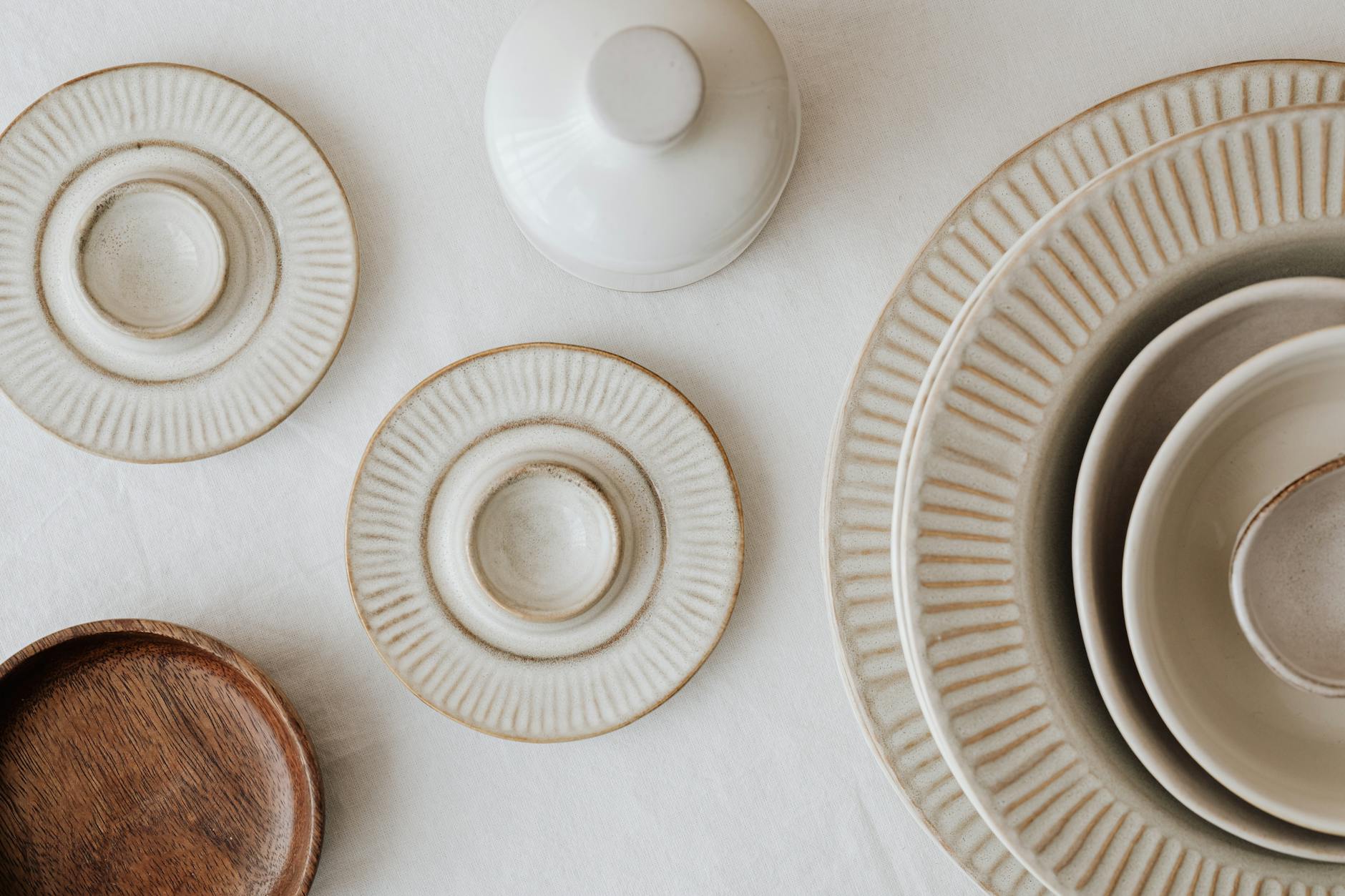 Dining Set Industry Logo Design Ideas