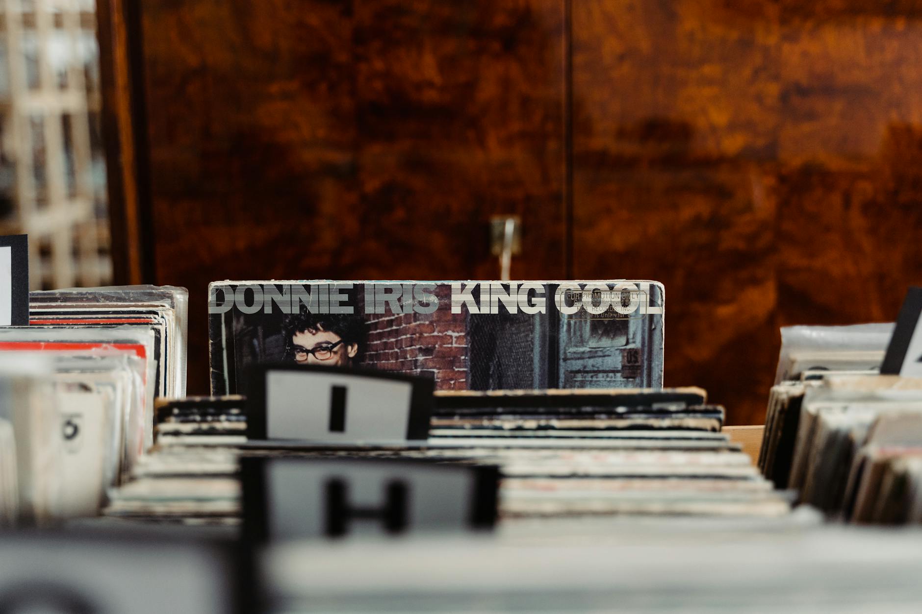 How to Create Online Record Retail Industry Logo