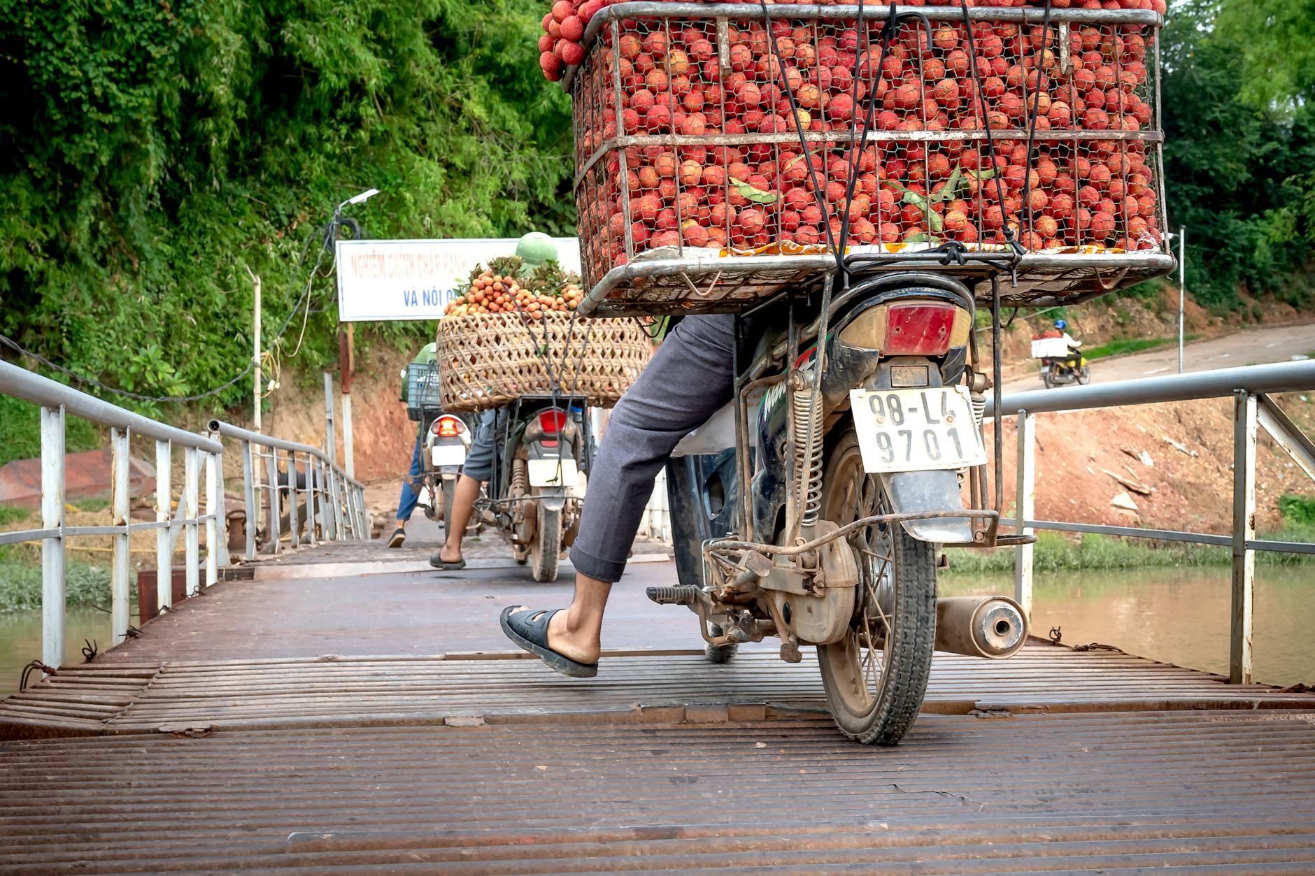 How to Get Clients for Your Cross-Border Freight Business