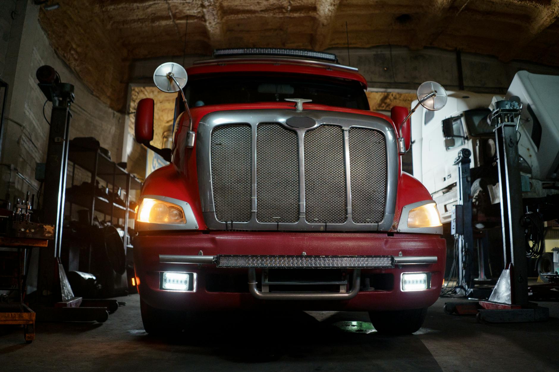 Light Truck Repair Industry Logo Design Ideas