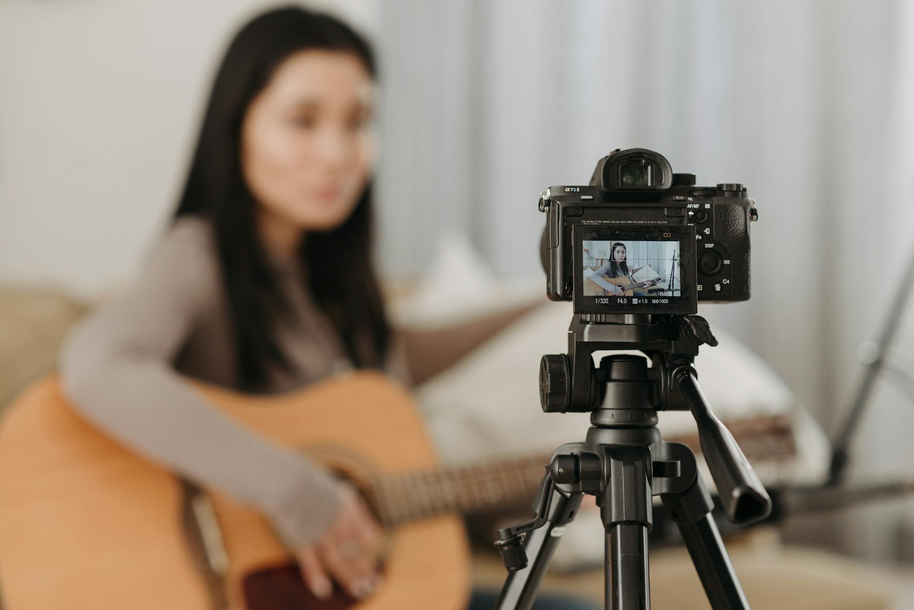 Live Music Streaming Industry Logo Design Ideas