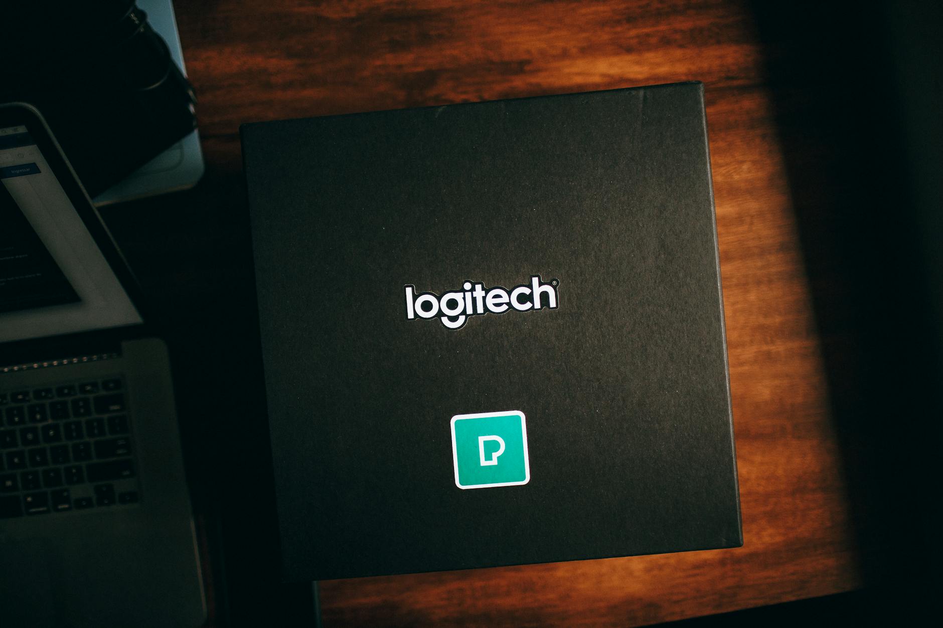 E-Commerce Appliance Industry Logo Design Ideas