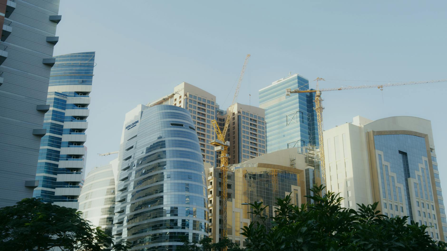 How to Get Clients for Your Bridge Crane Business