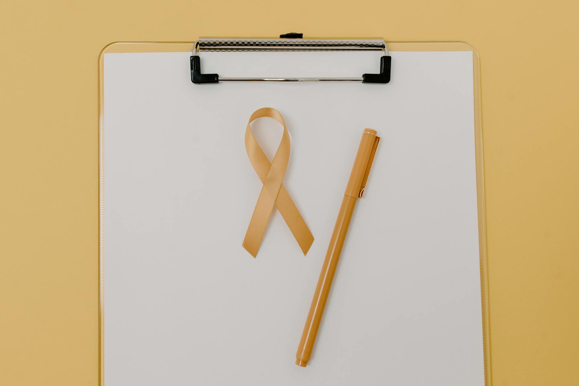 How to Create Research and Advocacy Industry Logo