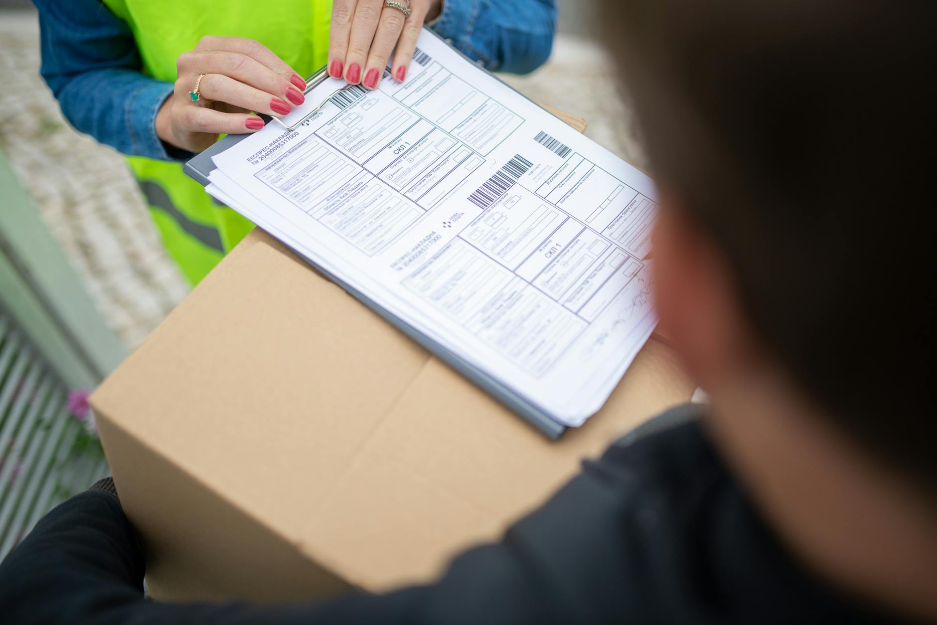 How to Get Clients for Your Express Delivery Business