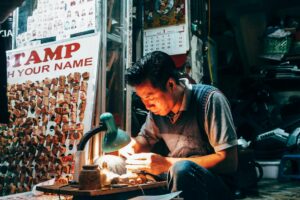 How to Create Local Handicraft Industry Logo