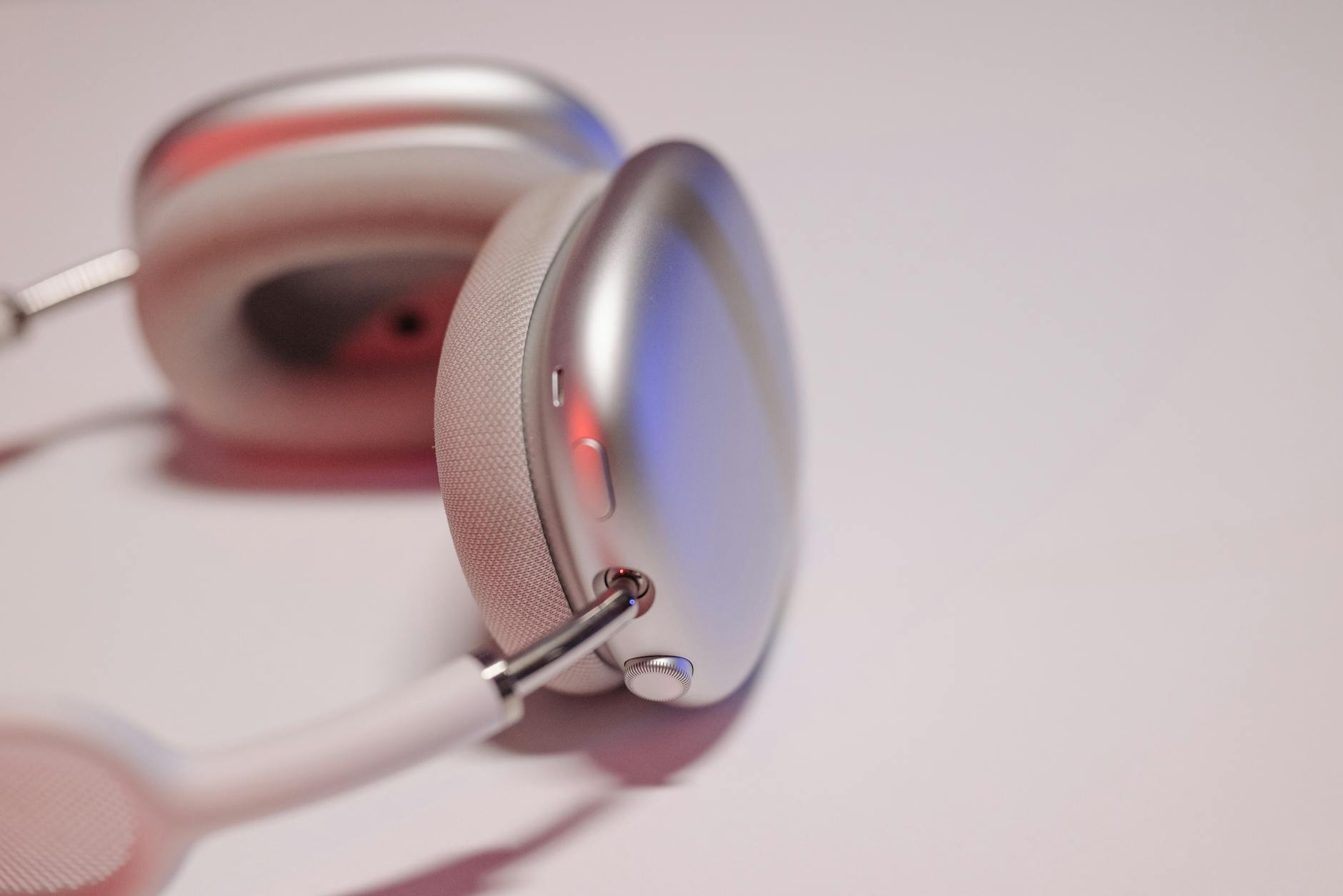 How to Create Digital Hearing Device Industry Logo