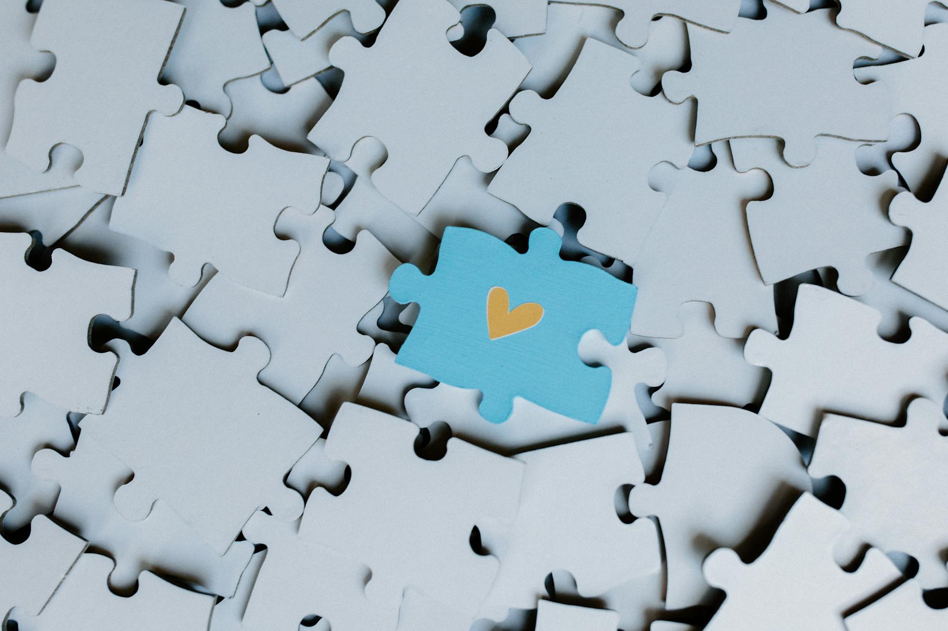 How to Create Games and Puzzles Industry Logo