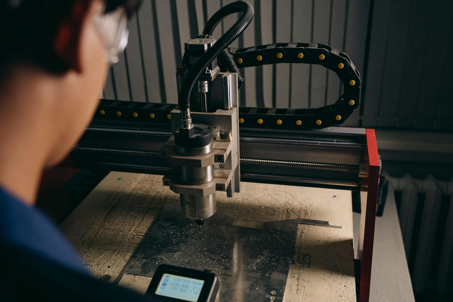 How to Create Drilling Machinery Industry Logo