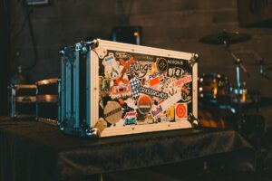 How to Create Live Performance Sheet Music Industry Logo