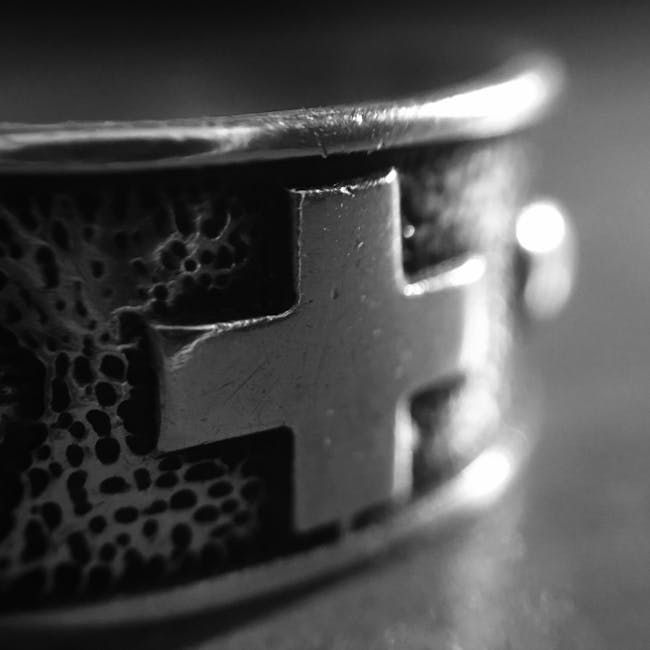 You are currently viewing What is Coco Chanel Symbol
