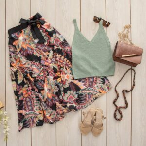 Read more about the article What is Complementary Color Clothes