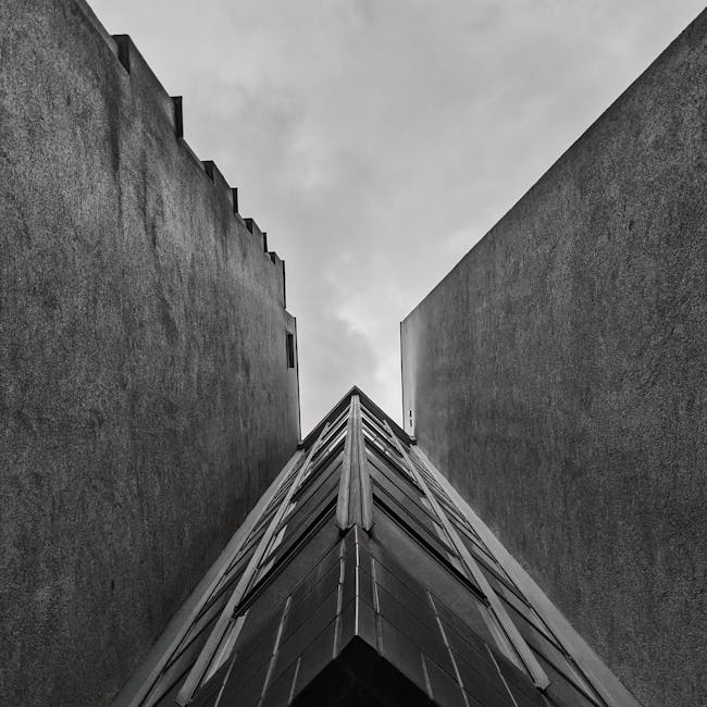 You are currently viewing What is Creative Construction Company Logo