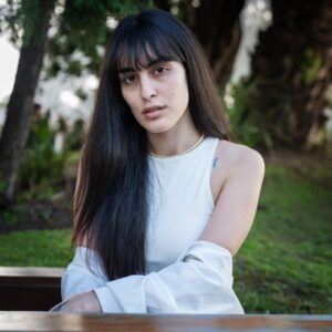 Read more about the article What is Feminine Minimalist Tattoos