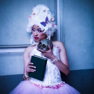 Read more about the article What is Gothic Sketch Art