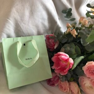 Read more about the article What is Luxury Brand Name Generator