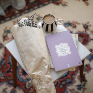 Read more about the article What is Minimalist Flower Bouquet Tattoo