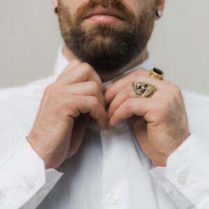 Read more about the article What is Minimalist Wolf Tattoo